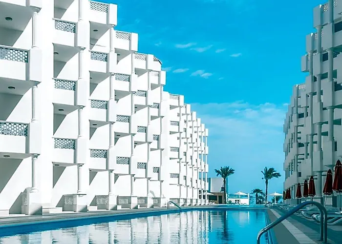 The Palace Otel
